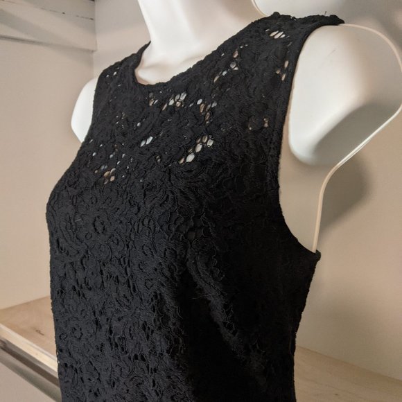 H&M Black Lace Sleeveless Blouse - Picture 2 of 5